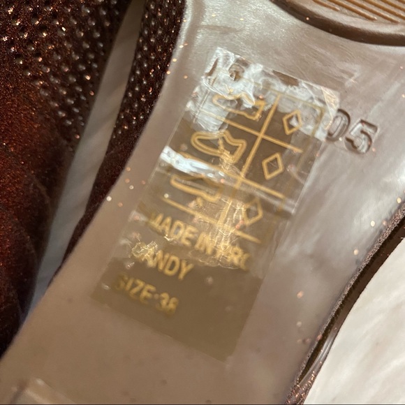 Chic By Lady Couture Rose Gold Metallic Wedges - Picture 10 of 14